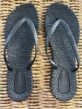 Ilse Jacobsen Women’s Black Flip Flops With Sparkle Straps Size 11